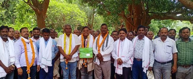 ରଶ୍ମିତ ପରିଡ଼ା ନୂଆଗାଁ ପଂଚାୟତ ବିଜେଡ଼ି ର ସଭାପତି ମନୋନୀତ