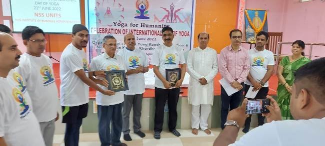 ୮ମ ଅନ୍ତର୍ଜାତୀୟ ଯୋଗ ଦିବସ : ସୁସ୍ଥ ଓ ସମୃଦ୍ଧ ଜୀବନ ପାଇଁ ଯୋଗାଭ୍ୟାସ ଗୁରୁତ୍ୱପୂର୍ଣ୍ଣ