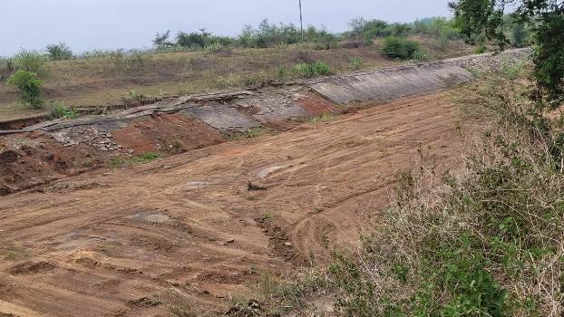 ଜଳସମ୍ପଦ ବିଭାଗର କେନାଲକାମ ଅଧାପନ୍ତରିଆ : ବିଭାଗ ସାଜିଲା ନିରବଦ୍ରଷ୍ଟା
