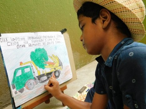 ଚିତ୍ର ମାଧ୍ୟମରେ ମୁଖ୍ୟମନ୍ତ୍ରୀଙ୍କୁ ମନର କଥା ଜଣାଇଲେ କୁନି ଚିତ୍ରଶିଳ୍ପୀ