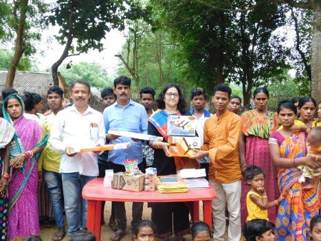 ସହଯୋଗର ହାତ ବଢାଇଲା ମାର୍‌ୱାଡ଼ି ମହିଳା ସମିତି