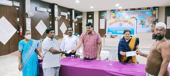 କେନ୍ଦ୍ରାପଡା ଜିଲ୍ଲା ସଦର ମହକୁମାରେ ମିଳିତ ଜନଅଭିଯୋଗ ଶୁଣାଣି ଶିବିର
