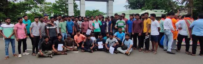 ଅଗ୍ନିପଥ ସ୍କିମକୁ ନେଇ ବିରୋଧ ବାତିଲ୍ କରି ପୁନଃ ବିଚାର କରିବା ଦାବୀ