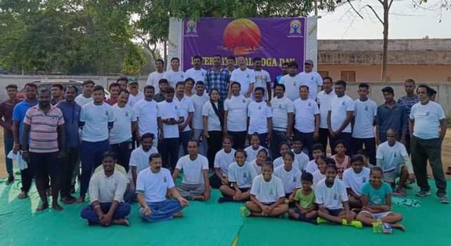 ଛତ୍ରପୁର ଷ୍ଟାଡିୟମ ଠାରେ ଆନ୍ତର୍ଜାତିୟ ଯୋଗ ଦିବସ ପାଳିତ 