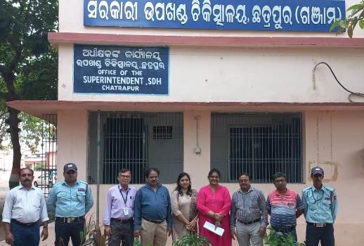 ରୋଟାରୀ କ୍ଲବ ଛତ୍ରପୁର ପକ୍ଷରୁ ବୃକ୍ଷ ପ୍ରଦାନ