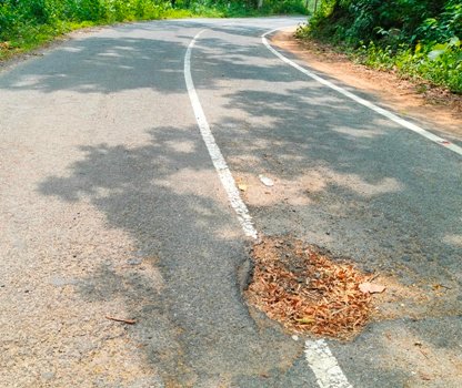 ବ୍ରାହ୍ମୀଣିଗାଁ ଓ ଅଡବା ମୂଖ୍ୟ ରାସ୍ତା ପାଲଟିଛି ମରଣଯନ୍ତା