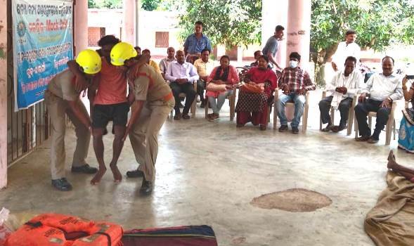 ବହୁମୂଖୀ ବାତ୍ୟା ଆଶ୍ରୟସ୍ଥଳୀରେ ମକ୍‌ଡ୍ରିଲ କାର୍ଯ୍ୟକ୍ରମ