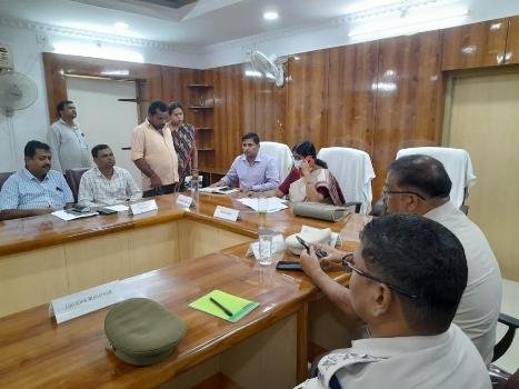 ଜନ ହିତରେ ଉପଜିଲ୍ଲାପାଳ ଙ୍କ ସମ୍ମିଳନୀ କକ୍ଷରେ ଉପଖଣ୍ଡସ୍ତରୀୟ ଅଭିଯୋଗ ଶୁଣାଣୀ
