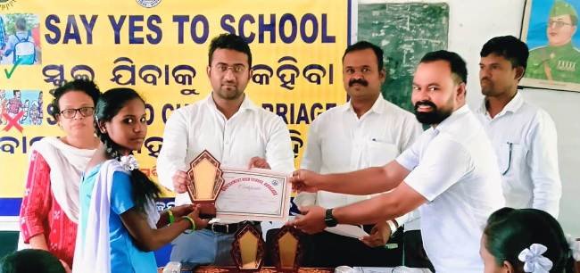 ବାଲ୍ୟ ବିବାହ ବନ୍ଦ ନିମନ୍ତେ ବିଦ୍ୟାଳୟରେ ସଚେତନତା