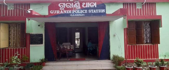 ନକଲି ଭିଜିଲାନ୍ସ ଶୀକାର ହେଲେ ରାଜସ୍ୱ ନିରୀକ୍ଷକ 