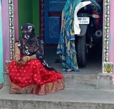 ସ୍ୱାମୀ କୁ ନପାଇ ଚାଲିଗଲା ସ୍ତ୍ରୀ 