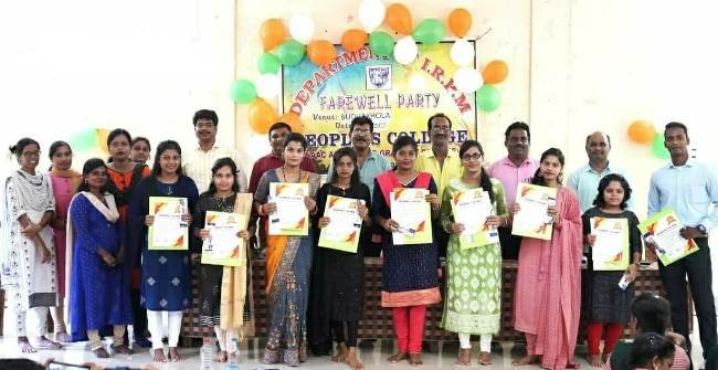 ୧୩ ଜଣ ବିଶ୍ୱବିଦ୍ୟାଳୟ ଟପର ସମ୍ବର୍ଦ୍ଧିତ ଓ ଶେଷ ବର୍ଷ ଛାତ୍ରଛାତ୍ରୀଙ୍କୁ ବିଦାୟକାଳୀନ ସମ୍ବର୍ଦ୍ଧନା 