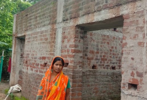 ଦେଢ଼ବର୍ଷ ବିତିଲା, ଆବାସ ଯୋଜନା କାମ ସମ୍ପୁର୍ଣ୍ଣ କରୁନି ଠିକାଦାର