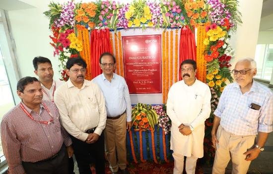 ଆଇଜର ବ୍ରହ୍ମପୁରର ନୂତନ ଛାତ୍ରାବାସର ଲୋକାର୍ପଣ