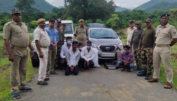 ଗଞ୍ଜେଇ ଜବତ୍ : ଦୁଇ ନାବାଳକ ସମେତ ୬ଗିରଫ