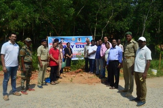 ରୋଟାରୀ କ୍ଲବ ପକ୍ଷରୁ ବୃକ୍ଷରୋପଣ କାର୍ଯ୍ୟକ୍ରମ ଅନୁଷ୍ଠିତ 