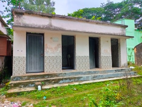 ଜନତା ଙ୍କ କାମ ରେ ଲାଗୁନି ପ୍ରଶାସନ :  ସବୁ ଜାଣି ଚୁପ୍