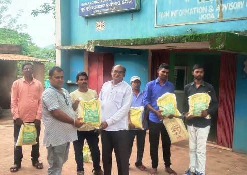 ବ୍ଲକରେ ବିହନ ବଣ୍ଟନ କାର୍ଯ୍ୟକ୍ରମ