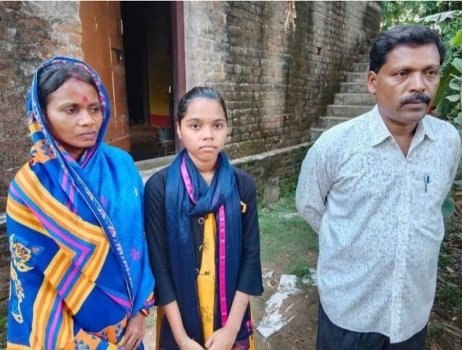 କେନ୍ଦ୍ରାପଡା ଜିଲ୍ଲାରେ ପାସ ହାର ୯୩.୮୧ ପ୍ରତିଶତ : ମୋନାଶ୍ରୀ ବିଶ୍ୱାଳ ଜିଲ୍ଲା ଟପ୍ପର