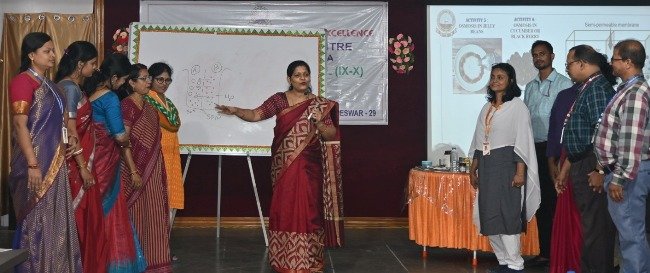 ବିଜ୍ଞାନ ଶିକ୍ଷକ ଶିକ୍ଷୟିତ୍ରୀଙ୍କ ଦକ୍ଷତା ବିକାଶପ୍ରଶିକ୍ଷଣ କର୍ମଶାଳା