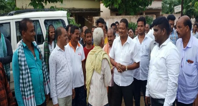 ଦୁଇ ଅନାଥ ଶିଶୁଙ୍କ ଭରଣପୋଷଣ ଦାୟିତ୍ୱ ନେଲେ ମନ୍ତ୍ରୀ