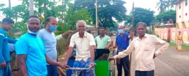 ବଡପଦା ଗ୍ରାମରେ ଅଳିଆ ଆବର୍ଜନା ସଫା କଲେ ବାବା ସାହେବ ଆମ୍ବେଦକର ଯୁବକ ସଂଘ