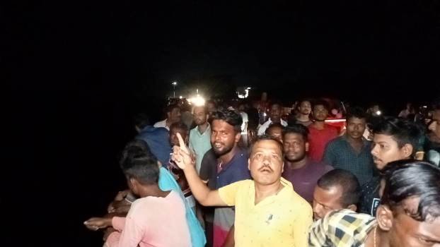 କୁଶଭଦ୍ରା ନଦୀରେ ଡେଇଁ ଆତ୍ମହତ୍ୟା ଉଦ୍ୟମ କରିଥିବା ଯୁବତୀ ଉଦ୍ଧାର