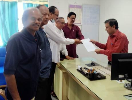 ଫୁଲବାଣୀ ମୁଖ୍ୟ ଚିକିତ୍ସାଳୟ ଭେଷଜ ଆଉଟଡୋର ରେ ତାଲା