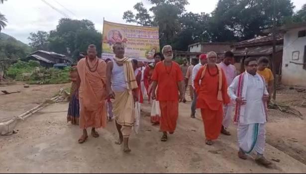 ଜାଲେଶପଟ୍ଟା ସ୍ବାମୀ ଲକ୍ଷ୍ମଣାନନ୍ଦ ସରସ୍ବତୀଙ୍କ ଆଶ୍ରମରେ ଜନ୍ମାଷ୍ଟମୀ ଉତ୍ସବ ଓ ସ୍ବାମୀଜୀଙ୍କ ୧୪ତମ ଶ୍ରାଦ୍ଧବାର୍ଷିକୀ ପାଳନ