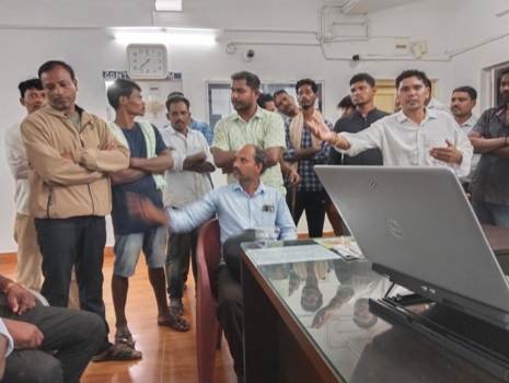 ମଦ୍ୟପ ଶିକ୍ଷକଙ୍କ ମାଡରେ ୨୦ ଛାତ୍ରଛାତ୍ରୀ ଲହୁ ଲୁହାଣ