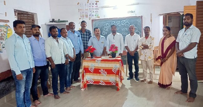 ବିନା ଶିକ୍ଷକରେ ଉଚ୍ଚ ବିଦ୍ୟାଳୟ ଖବର ପ୍ରକାଶ ପରେ ନିଯୁକ୍ତି ହେଲେ ଚାରିଜଣ ଶିକ୍ଷକ