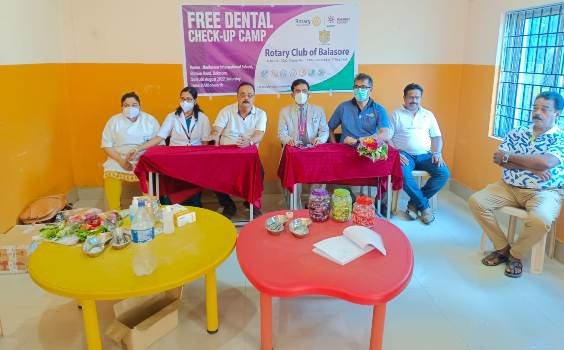 ରୋଟାରୀ କ୍ଲବ ପକ୍ଷରୁ ଦନ୍ତରୋଗ ନିରୂପଣ ଶିବିର