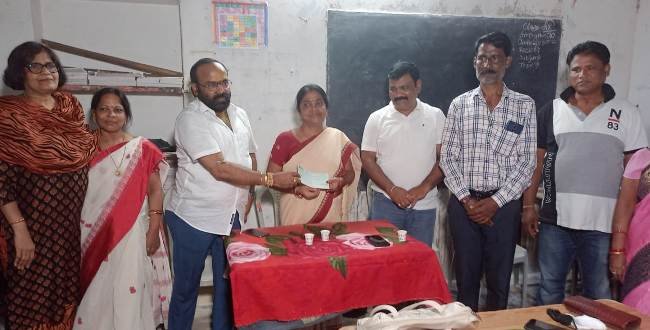 ଗୋପାଳଗାଁ ସାବିତ୍ରୀ ନୋଡାଲ ହାଇସ୍କୁଲ ଆଲୁମିନି ବୈଠକ