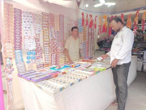 ସପ୍ତାହେ ପରେ ରକ୍ଷାବନ୍ଧନ ରାଖୀ ଦୋକାନରେ ଭିଡ଼ ଜମୁଛି