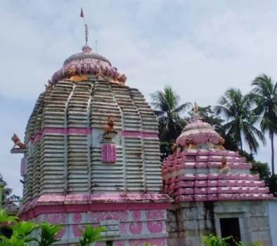 ଜନ୍ମାଷ୍ଟମୀ ପାଇଁ ଶ୍ରୀ ରାଧାକାନ୍ତ ମନ୍ଦିର ରେ ଶ୍ରଦ୍ଧାଳୁ ଙ୍କ ଭିଡ଼