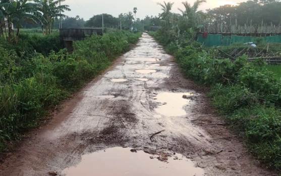 ବନ୍ଦେଶ୍ୱରଶମ୍ଭୁ ମନ୍ଦିରରାସ୍ତା ଅବସ୍ଥାଶୋଚନୀୟ