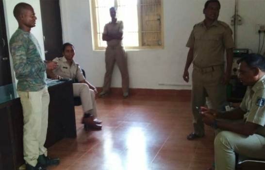 ଅଡବା ଥାନା ଘେରାଉ ଏବଂ ଭଙ୍ଗାରୁଜା ଘଟଣା କୁ ନେଇ ମୋହନା ବ୍ଲକ ଅଧକ୍ଷଙ୍କ କାର୍ଯ୍ୟାଳୟ ପରିସରରେ ଅନୁଷ୍ଠିତ ଦ୍ୱିପାକ୍ଷିକ ଆଲୋଚନା ବିଫଳ