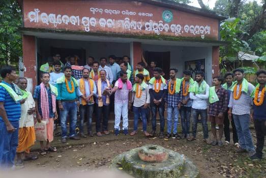 ମାଁ ଇଷ୍ଟଦେବୀ ଯୁବକଳା ପରିଷଦର ସମ୍ବର୍ଦ୍ଧନା ସଭା