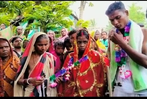 ପ୍ରେମୀ ଯୁଗଳଙ୍କ ଝୁଲନ୍ତା ଗଳିତ ମୃତଦେହ ଉଦ୍ଧାର କଲା ପୁଲିସ