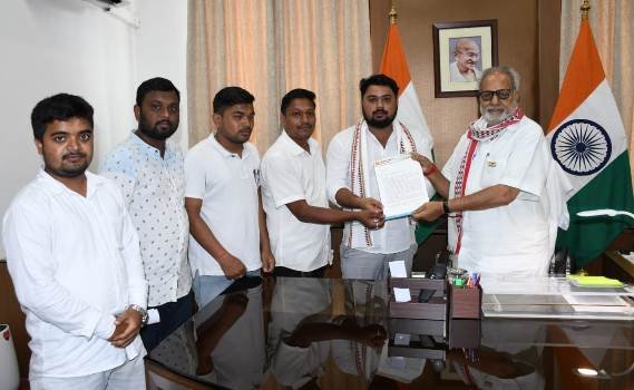 ମୁଖ୍ୟମନ୍ତ୍ରୀ ଗଣତନ୍ତ୍ରକୁ ହତ୍ୟା କରୁଛନ୍ତି : ୟାସୀର ନୱାଜ