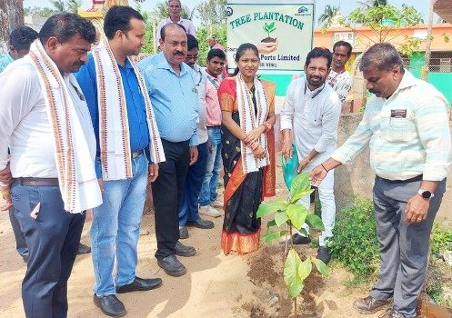 ଗୋପାଳପୁର ବନ୍ଦର ପକ୍ଷରୁ କେ. ଆର୍ଯ୍ୟପଲ୍ଲୀ ଗ୍ରାମରେ ଭ୍ରାମ୍ୟମାଣ ସ୍ବାସ୍ଥ୍ୟ ସେବା ଶିବିର ଆୟୋଜିତ