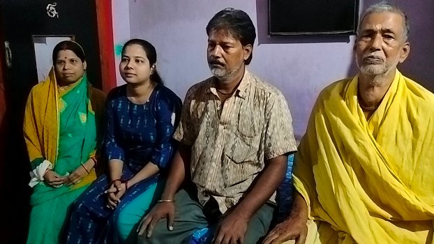 ନିଟରେ କୃତିତ୍ୱ ହାସଲ କରି ଏବେ ଚର୍ଚ୍ଚାର ଜଣେ ପରିବା ବ୍ୟବସାୟୀଙ୍କ ଝିଅ