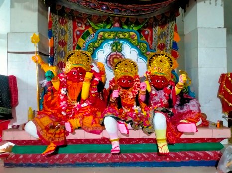 କୋଣାର୍କ ଅଧିଷ୍ଟାତ୍ରି ଦେବୀ ମା ଭଗବତୀଙ୍କ କାତ୍ୟାୟନୀ ବେଶ