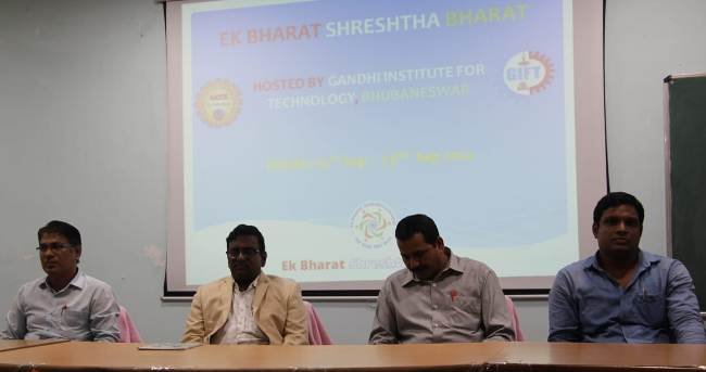 ଓଡ଼ିଶା ପହଁଚିଲେ ମହାରାଷ୍ଟ୍ର ଛାତ୍ରଛାତ୍ରୀ