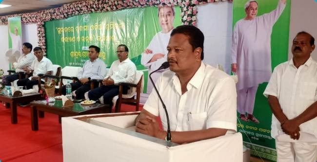 ସୁରାଟ ପ୍ରବାସୀ ଓଡ଼ିଆ କଲ୍ୟାଣ ଓ ଉନ୍ନତି କର୍ମଶାଳାରେ ଶ୍ରମ ମନ୍ତ୍ରୀ