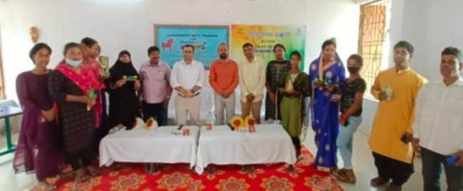 କିନ୍ନର ମାନଙ୍କୁ ସ୍ବାବଲମ୍ବୀ କରିବା ପାଇଁ ଜିଲ୍ଲା ପ୍ରଶାସନ ର ପ୍ରୟାସ ଜାରି