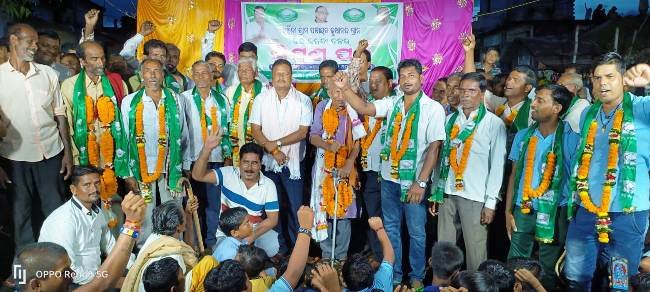 କୁଆନନ୍ଦ ଗ୍ରାମର ଶହେରୁ ଉର୍ଦ୍ଧ୍ବ ପରିବାର କଲେ ଶଙ୍ଖନାଦ