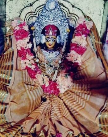 ଦ୍ବିତୀୟ ଦିନରେ ମା' ଜୟଦୁର୍ଗାଙ୍କ ବଗଳାମୁଖୀ ବେଶ