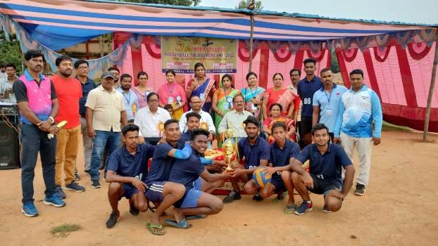 ଆନ୍ତଃ ମହାବିଦ୍ୟାଳୟ ଭଲିବଲ ଟୁର୍ଣ୍ଣାମେଣ୍ଟ  ବ୍ରହ୍ମପୁର ସିଟି କଲେଜକୁ ହରାଇ ରାୟଗଡା ଚାମ୍ପିୟନ 