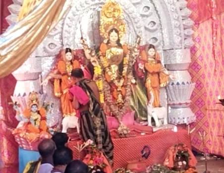 ଗଜଲକ୍ଷ୍ମୀ ଙ୍କଏକତ୍ର ଭସାଣିଉତ୍ସବ